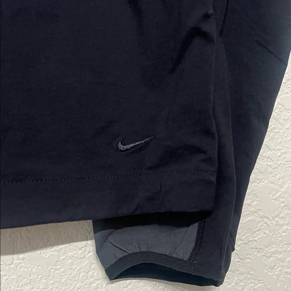 Nike Tech Black & Dark Grey Men’s Size Medium loose fit Zip-up Windbreaker - Picture 12 of 14